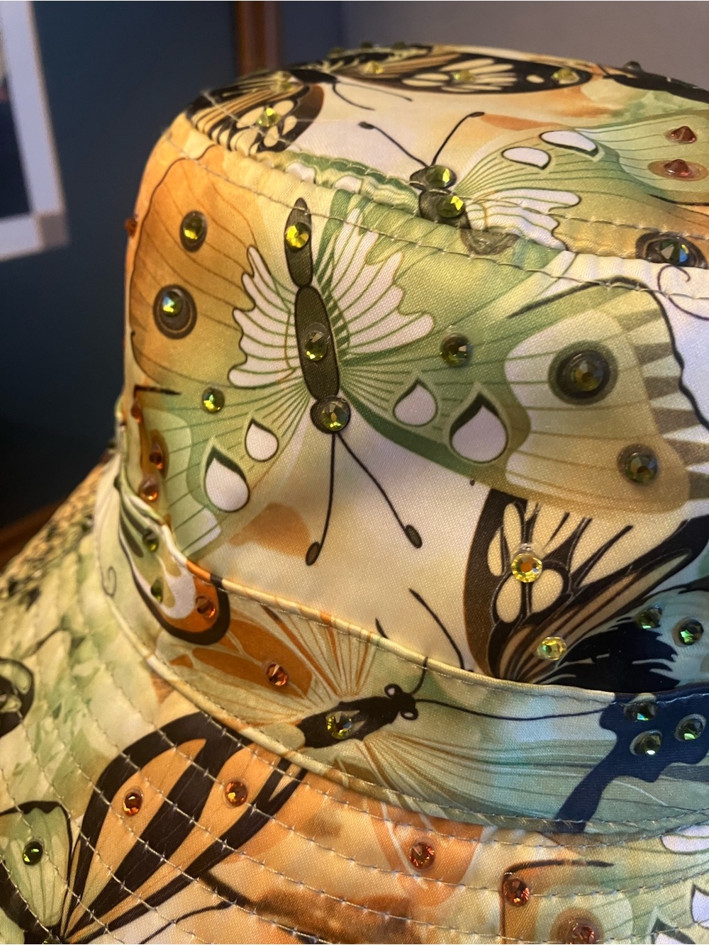 Women’s butterfly jeweled Bucket Hat - Green & Yellow - Picture 4 of 6
